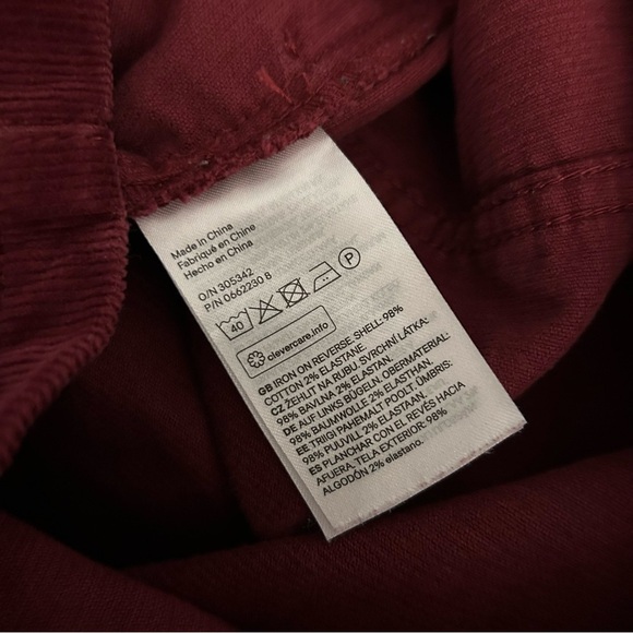H&M Elegant Burgundy Corduroy Dress 2 - Picture 10 of 11